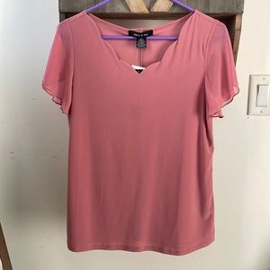 Small blouse with tags